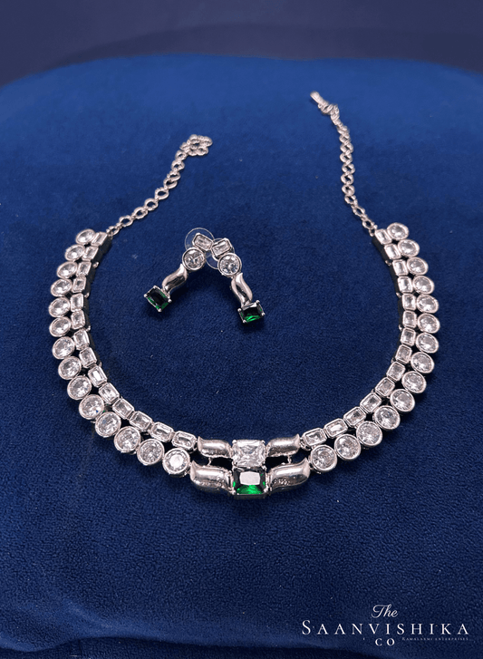 Royal Emerald Stone Silver Kanti
