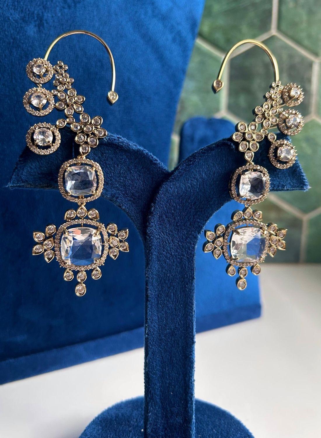 Grand Gemstone Earcuffs Crystal