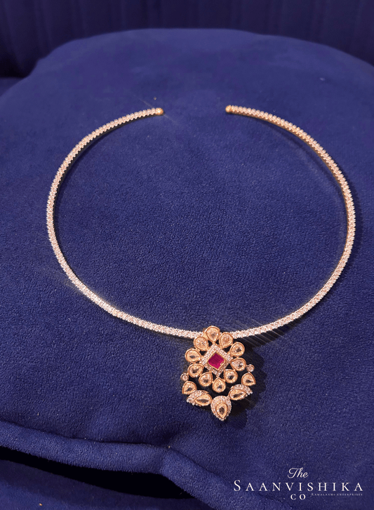 Kante with Detachable Pendant