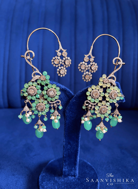Grand Earcuffs with Natural Beads Green