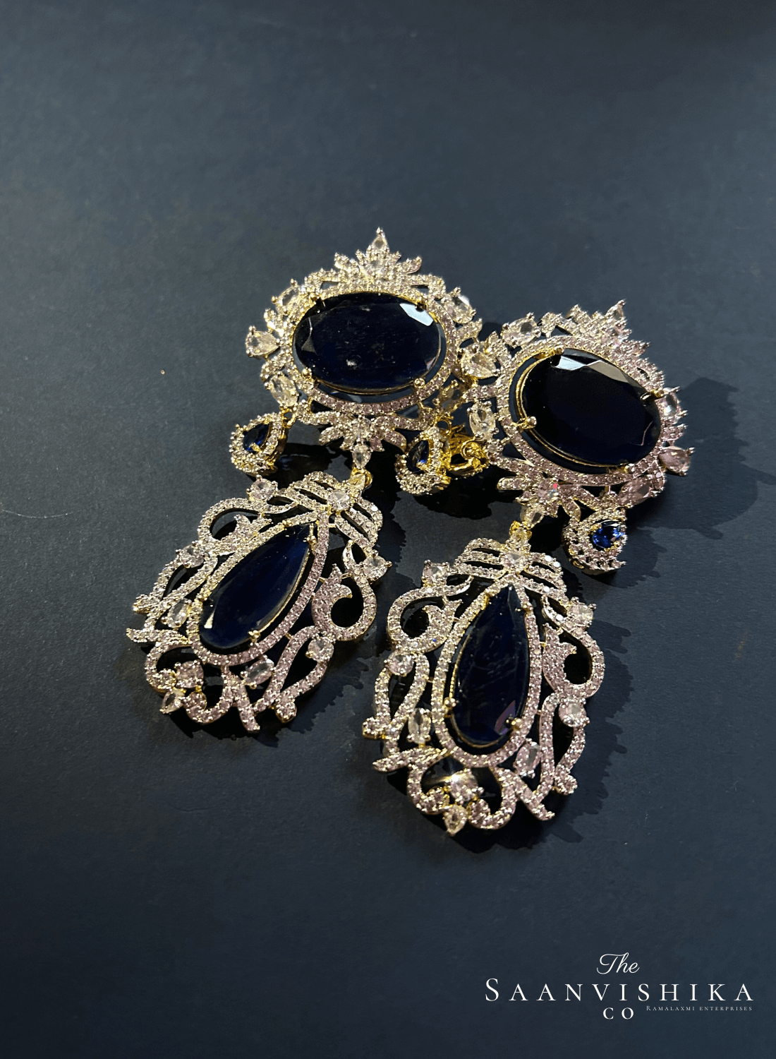 Grand Gemstone Diamond Choker with Earrings Purple