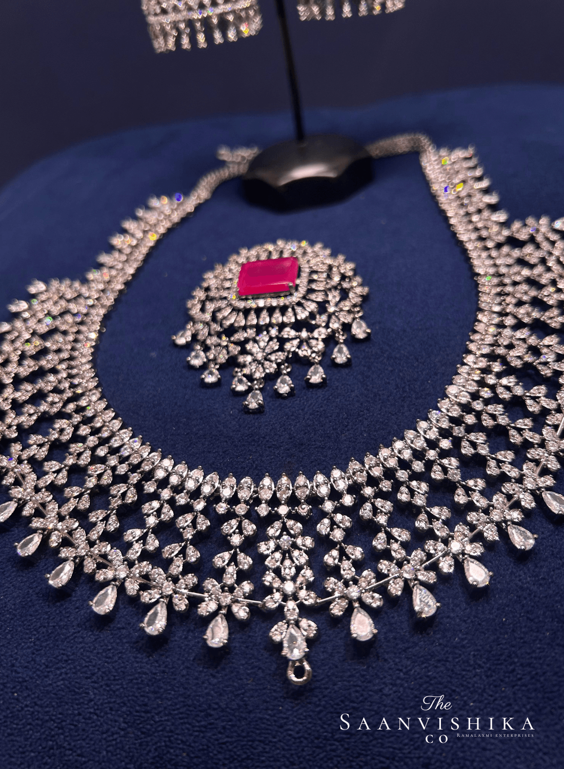 Detachable Pendant Grand Diamond Necklace  with Earrings Red