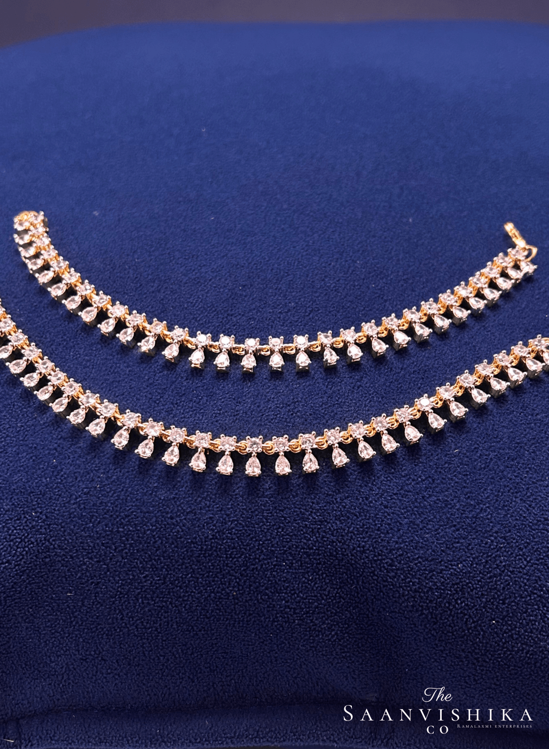 Crystal Hanging Diamond Replica Earchain