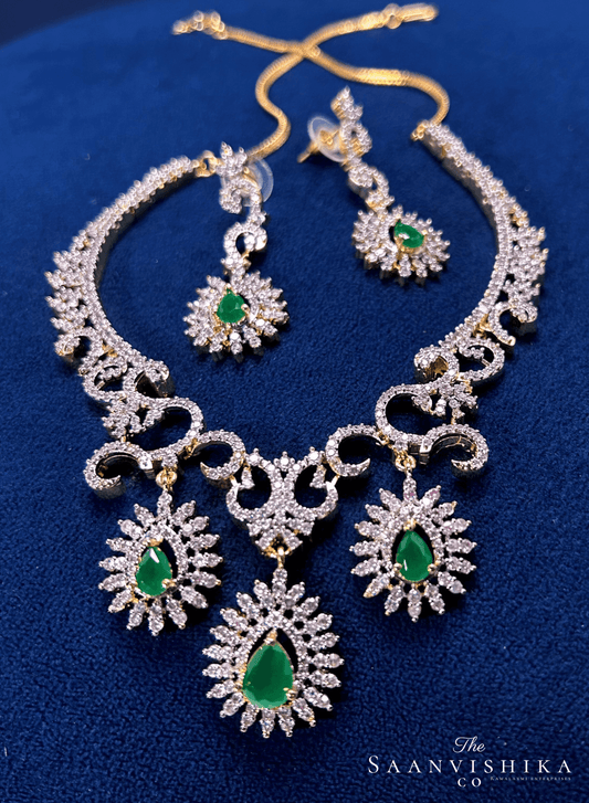 Modern Triple Gemstone Hexa Necklace Emerald
