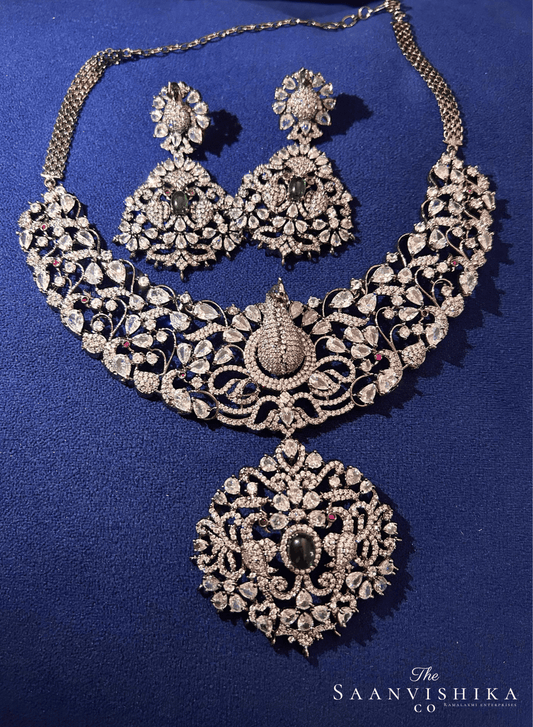 Victorian Peacock Necklace Set with Detachable Pendant (Green)
