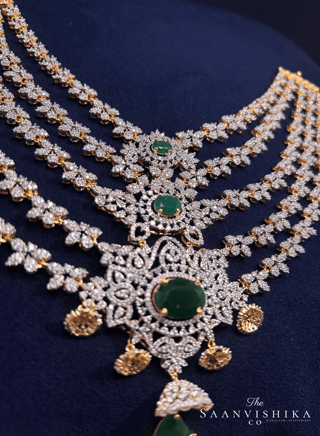 5 lines grand chain with grand ear rings