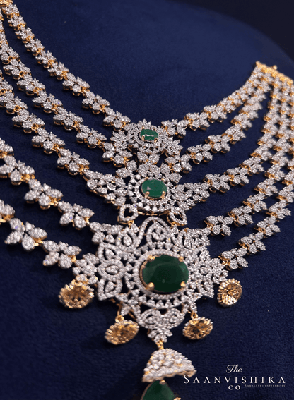 5 lines grand chain with grand ear rings