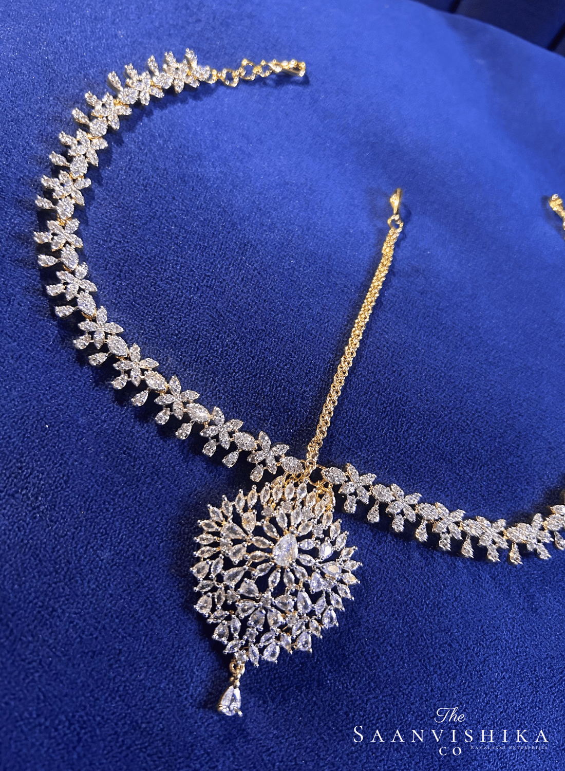 Bridal Tikka with Floral Chain