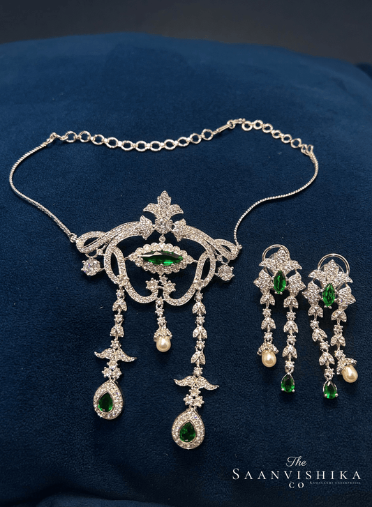 Modern Pearl Gemstone Necklace with Earrings  Green