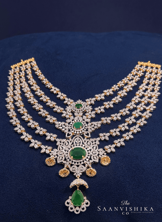 5 lines grand chain with grand ear rings