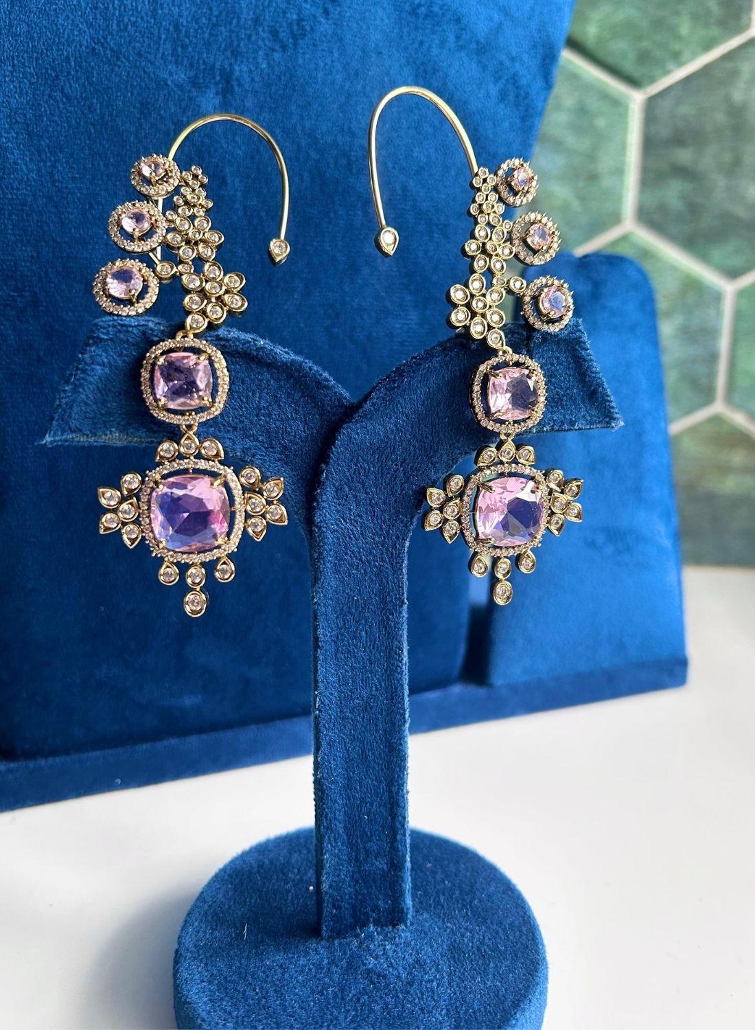 Grand Gemstone Earcuffs Pink