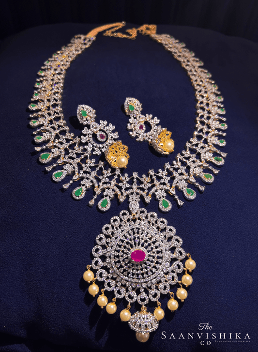 Grand Pendant Pearl Diamond Necklace Multicolor