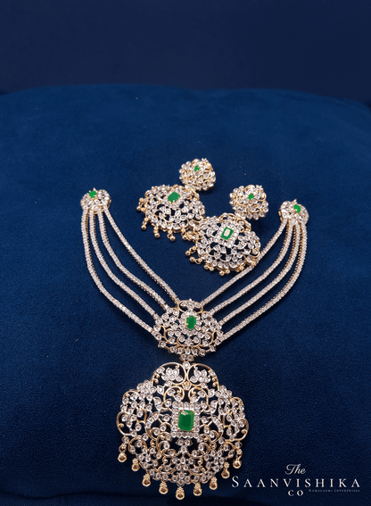 Emerald Rani Necklace with Earrings