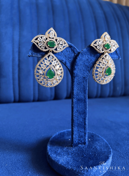 Star Droplet Earrings (Green)