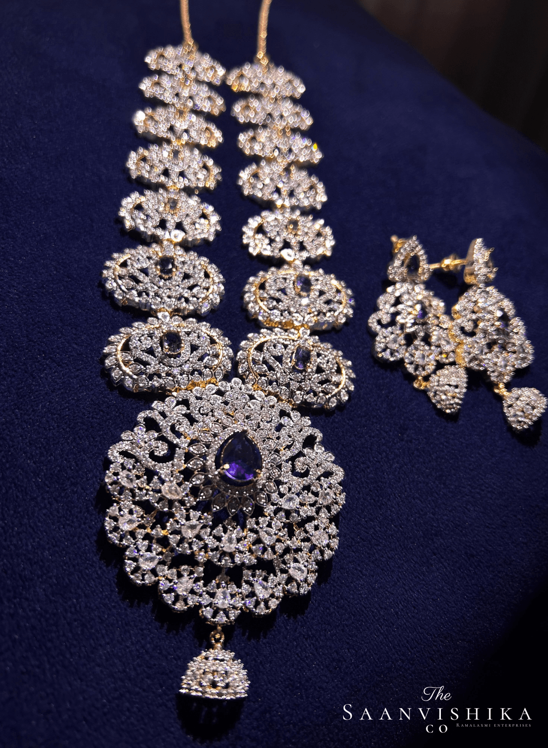 Grand Pendant Diamond Necklace Purple with Earrings