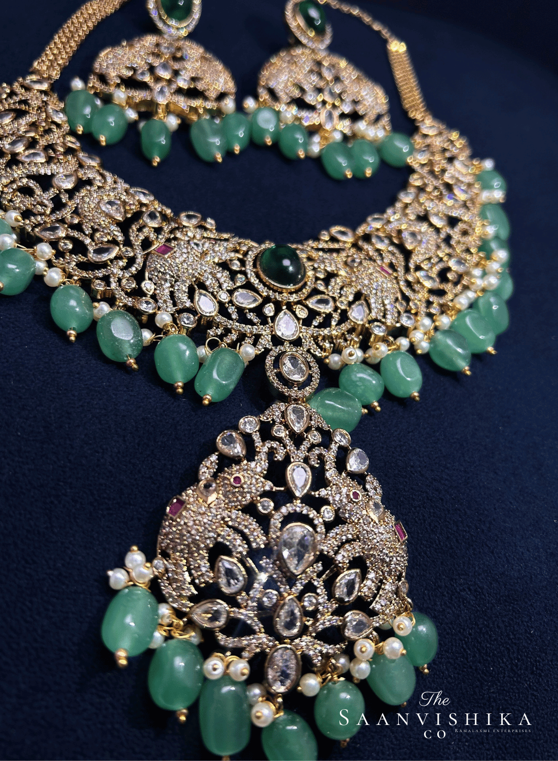 Royal victorian elephant detachable necklace with Green Beads