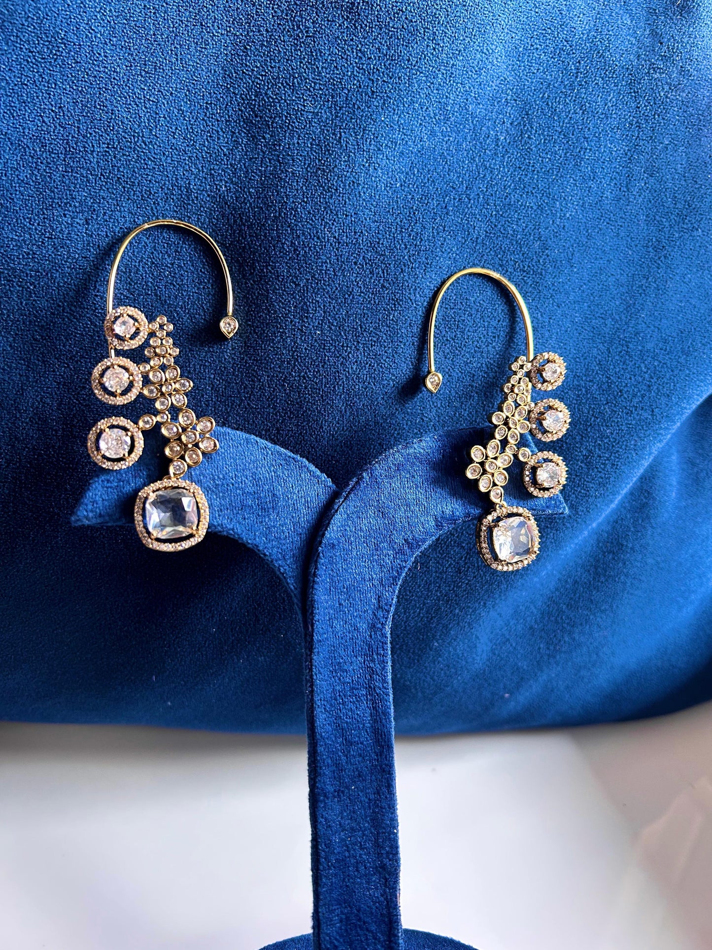 Small Grand Gemstone Earcuffs (Crystal)