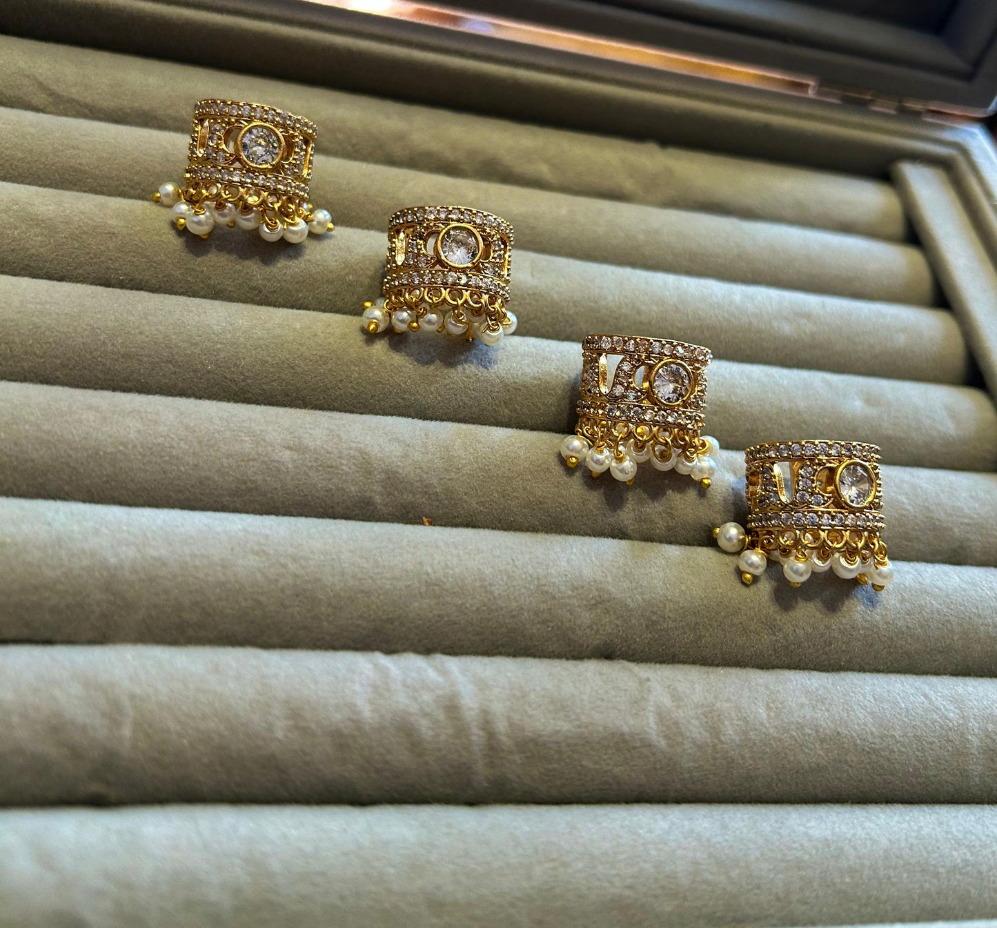 Designer pearl Gemstone Bugadi