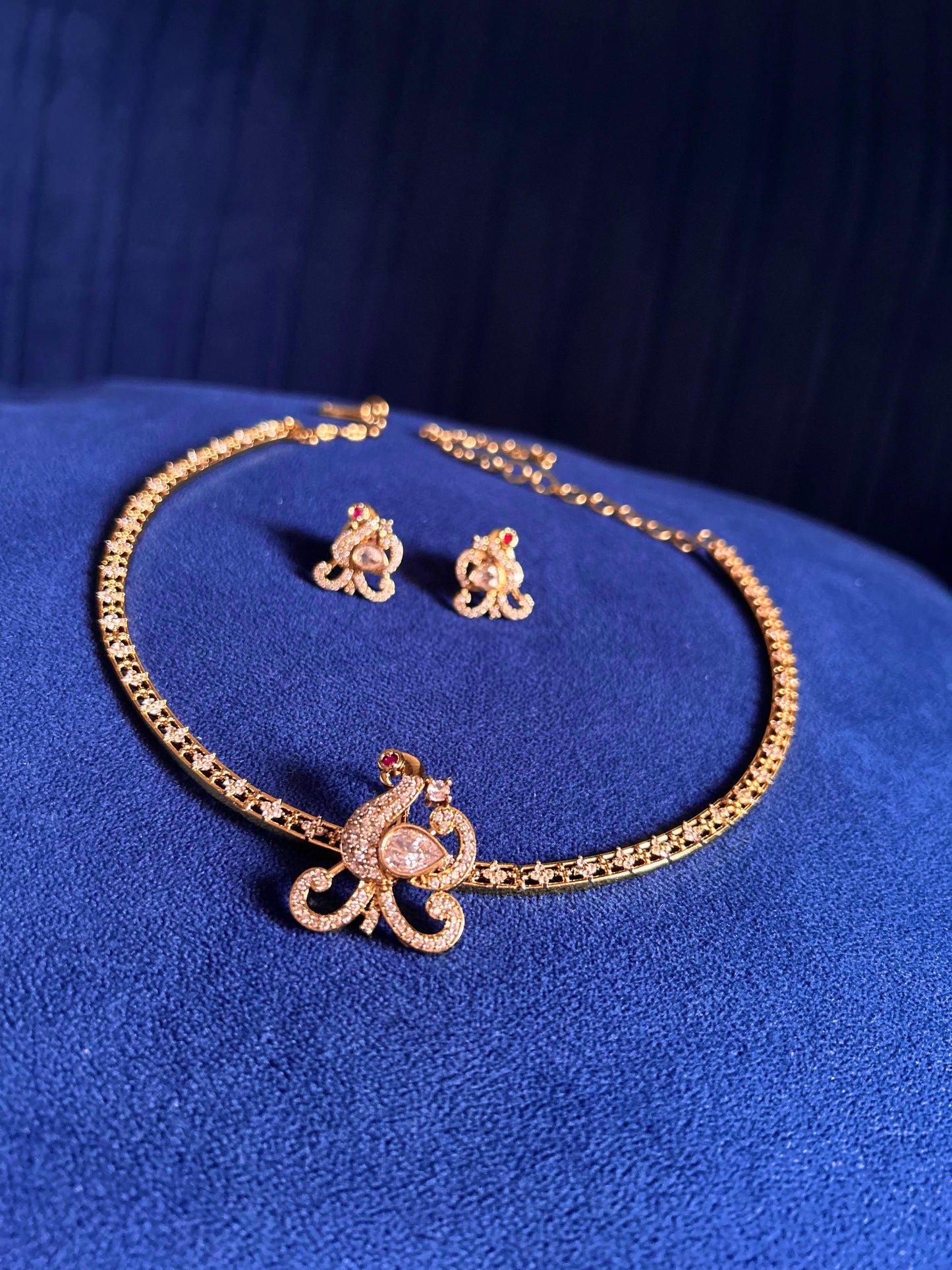 Victorian Swan Kanti with pednant set