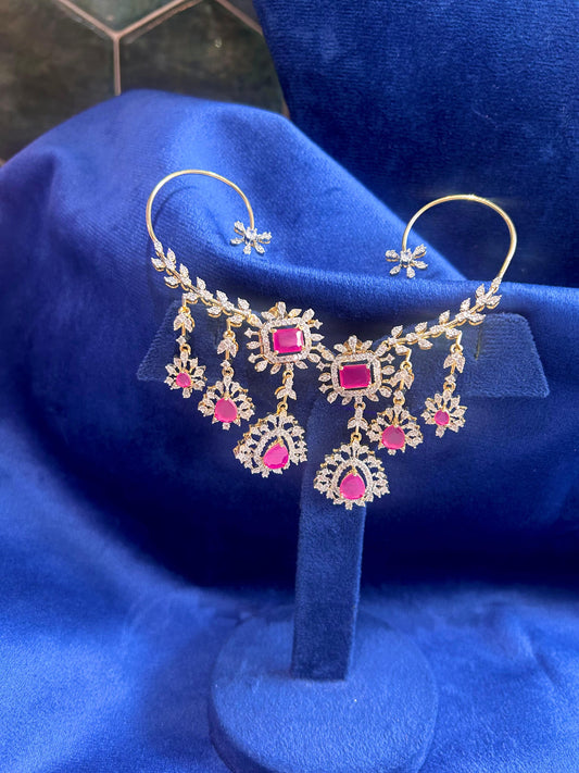 [PRE BOOKING] Grand Crystal Hanging Earcuffs (Red)