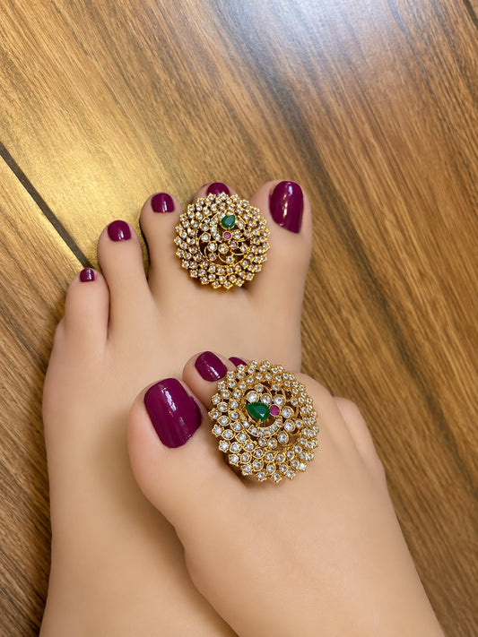 Peacock Toe rings